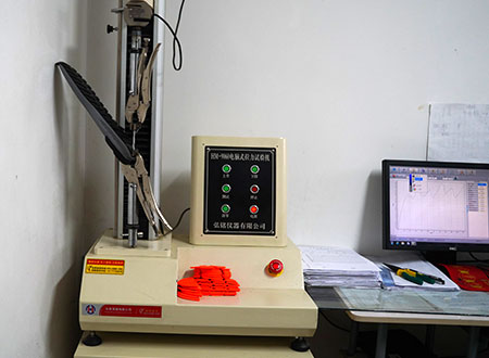 Tensile-Testing-Machine